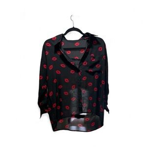 Love Tree Black Blouse with Red Lips